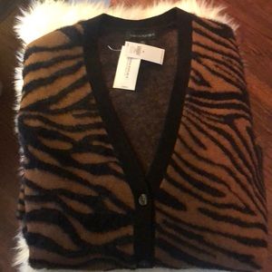 Banana republic leopard sweater NWT